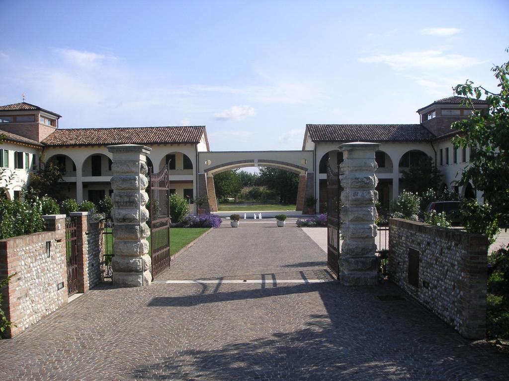 Agriturismo Due Torri Montebelluna Kamer foto