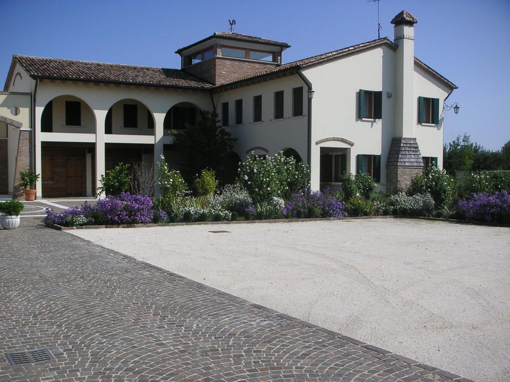 Agriturismo Due Torri Montebelluna Buitenkant foto