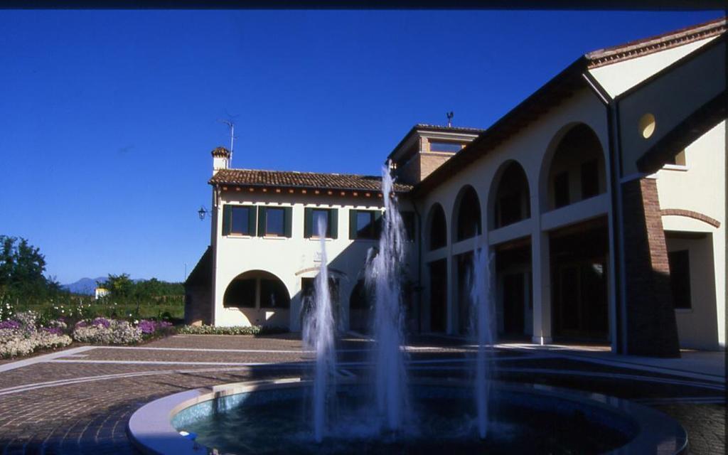 Agriturismo Due Torri Montebelluna Buitenkant foto