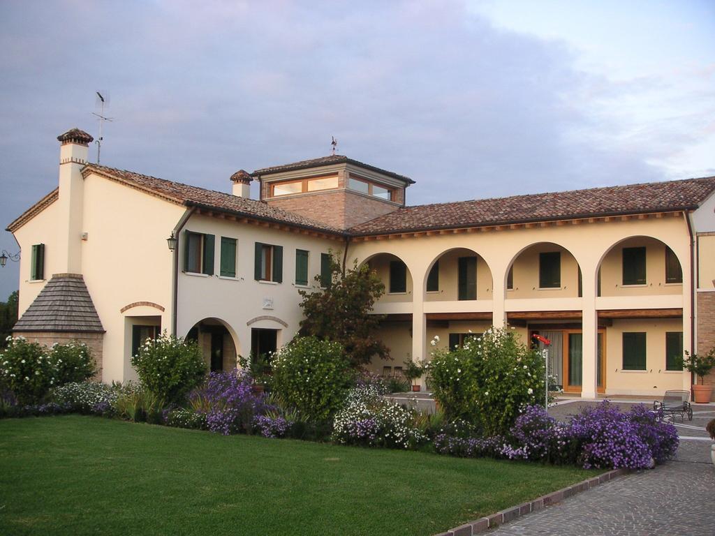 Agriturismo Due Torri Montebelluna Buitenkant foto