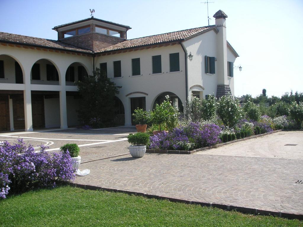 Agriturismo Due Torri Montebelluna Buitenkant foto